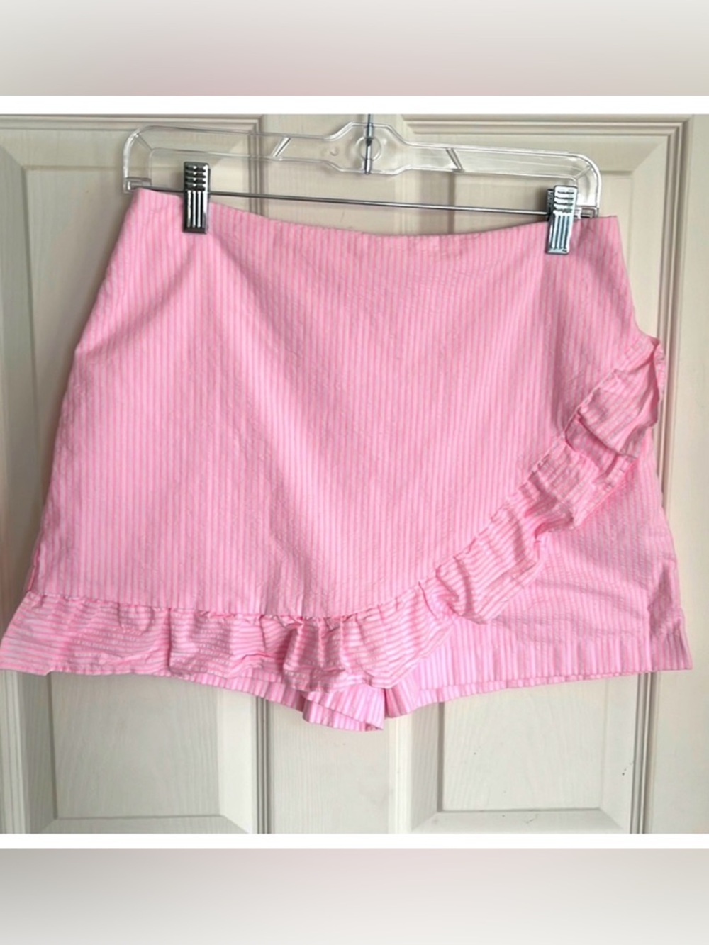 Lilly Pulitzer Skort white and pink stripes
